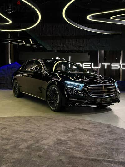 Mercedes Benz E 200 Exclusive 2027 // فرش ديزاينو // تسليم فوري