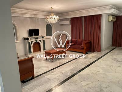 السعر نزل لسرعه شقه للبيع 300م في مصر الجديده (بين شارع الحرية والميرغني )
