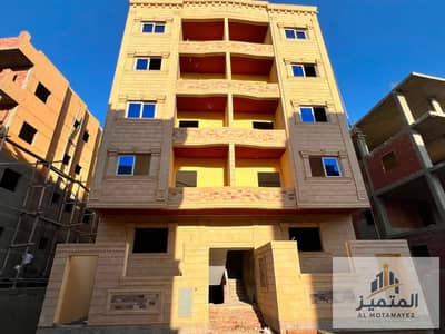 العبور الجديده الحي الاكتر تميز قدام سكن مصر شقه ممميزه جدا بحري و مساحه ممتازه