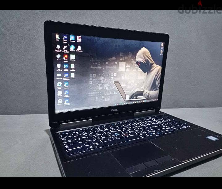 Dell 7520 1