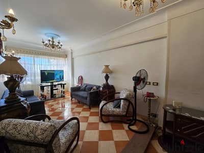 Furnished hotel apartment in Smouha on Tutankhamun Street for rent, furnished apartment in Smouha, new building, hotel entrance on main Tutankhamun Street, seventh floor 14