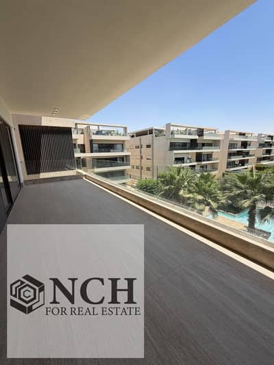 **بنتهاوس فاخر بحمام سباحة خاص للإيجار في ليك فيو – Lake View**  فرصة مميزة لاستئجار بنتهاوس فاخر داخل كمبوند ليك فيو، يجمع بين المساحات الواسعة والتص