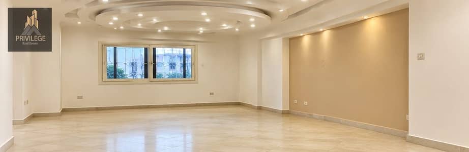 شقة للبيع في كمبوند Emerald 1 الشطر العاشر زهراء المعادي أمن وحراسة على مدار 24 ساعة