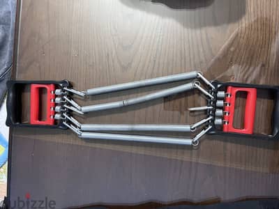 Chest expander جهاز تمارين المقاومة (4 سوست)