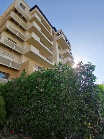 بتشطيب كامل للاستلام الفوري بنتهاوس 298م للبيع في أب تاون كايرو إعمارالمقطم Uptown Cairo Emaar Mokattam