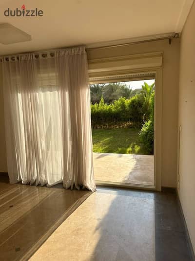Ready to move Finished apartment in Beverly hills