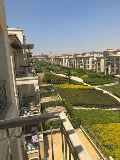 Penthouse for Sale in Stone Residence Compound – 90th Street – Near the American University in Cairo, New Cairo