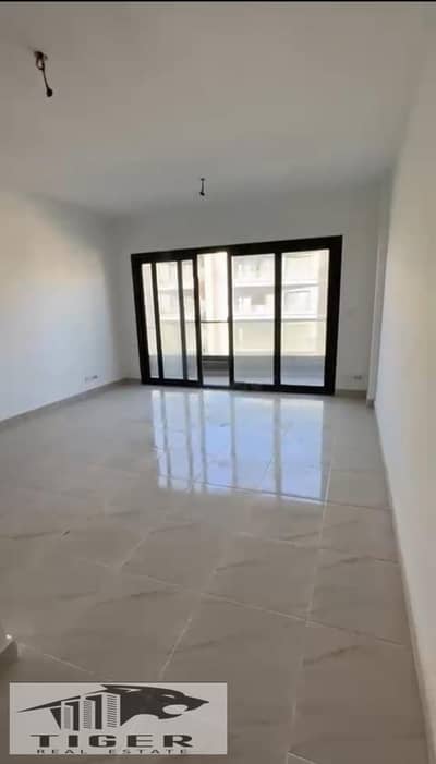 For rent in my city, an apartment 131m new law in front of services /. For a limited time, the strongest offers √√√. Opportunity }}}} B15 131m finishing company, a distinguished location next to services, view street 3 bedrooms 2 bathrooms, including a master room, there are complete pictures, a shot is required for serious inquiries only