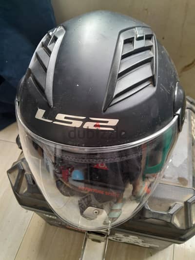 خوذة LS2 الأصلية