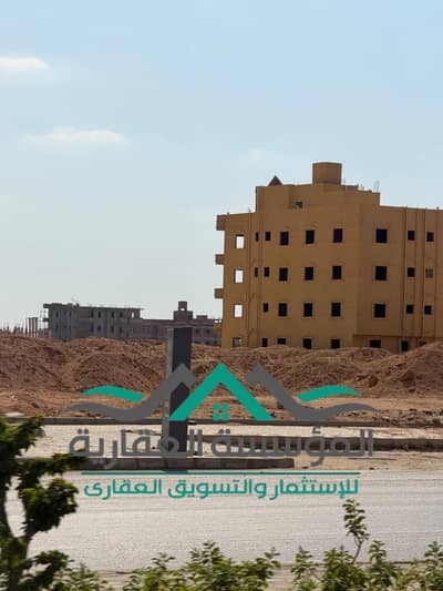 ارض 500متر لبناء عمارة ناصية علي الرئيسي قرب مطار اكتوبر الجديدة