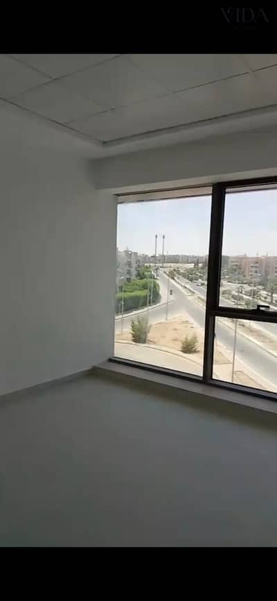 A Great Opportunity to Own a 50 SQM Clinic or Administrative Office for Sale in Silver Gate Mall, Featuring a Prime Front-Facing Unit That Enhances Yo