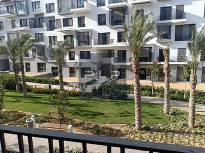 باقل سعر استلم فوري شقة ريسيل لوكيشن مميز بجوار الجامعة الامريكية في كمبوند سوديك ايستاون التجمع الخامس Sodic Eastown Compound New Cairo