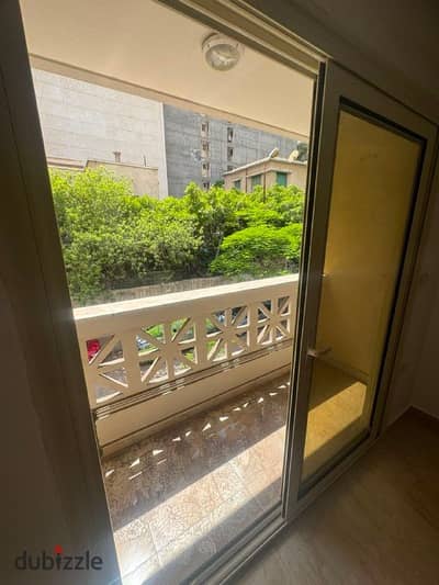 شقة للايجـــار السكني 165م - سموحة شارع بهاء الدين الغتوري