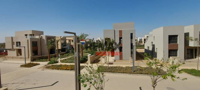 تاون هاوس للإيجار في أو ويست O West مدينة السادس من أكتوبر من شركة أوراسكوم