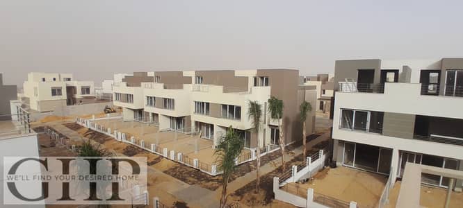 موقع مميز جدًا، تاون هاوس للبيع في Palm Hills New Cairo، التجمع الخامس