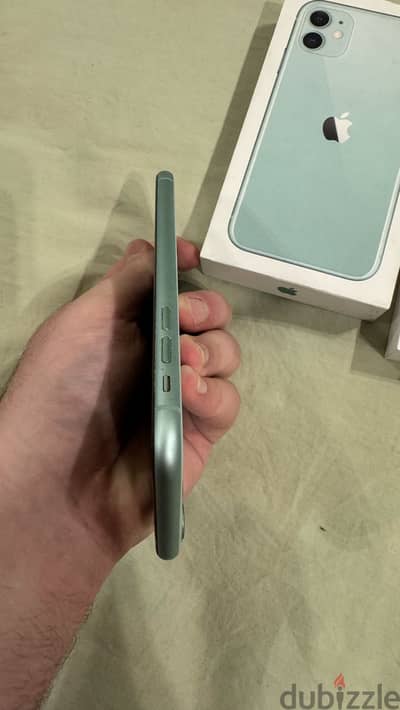 Apple - iPhone 11