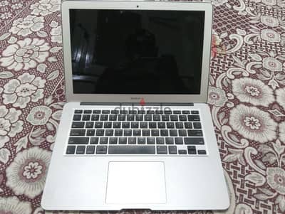 MacBook Air 13 inch early 2014