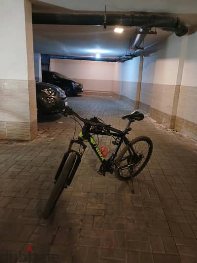 عجله trinx للبيع