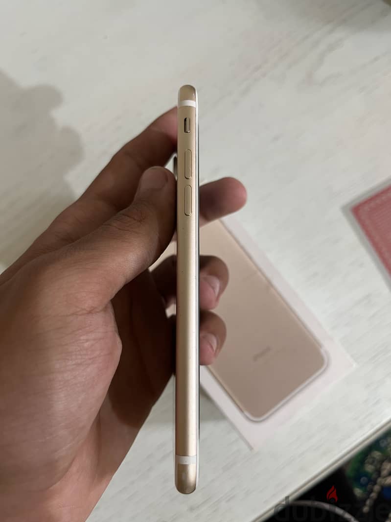 Apple - iPhone 7 1