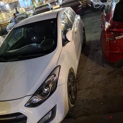 هيونداي أى 30 2016