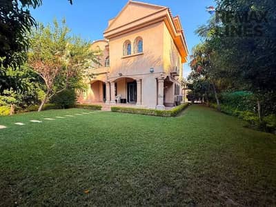 Furnished rental opportunity in Madinaty at a very attractive price, Villa model H, land 410m and buildings 275m, wide garden, fully furnished and equipped, air conditioning, gas, and Wi-Fi.