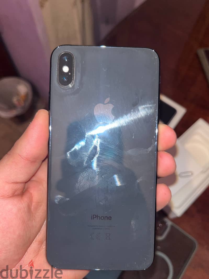 Apple - iPhone XS Max 3