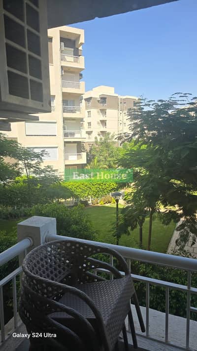 At a reasonable price for sale in Madinaty in a prime location (the ideal model) for family housing, a 3-room apartment for sale in B10, with a garden