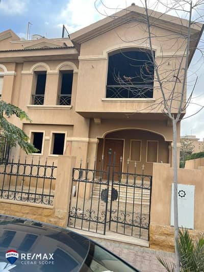 توين هاوس باقل من سعر السوق و استلام فوري في  لوكيشن مميز فيو لاند سكيب  جاهز للمعاينه في كمبوند ديار بارك القاهرة الجديدة Dyar Park New Cairo