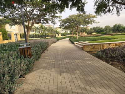 فيلا مستقلة 254م للبيع للاستلام الفوري في ميفيدا إعمار مصر القاهرة الجديدة Mivida Emaar Misr New Cairo