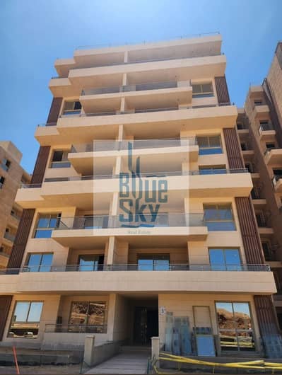 You can now reserve your unit at DeJoy 1 compound—located in a prime spot within the R8 district of the New Administrative Capital—with a minimal down