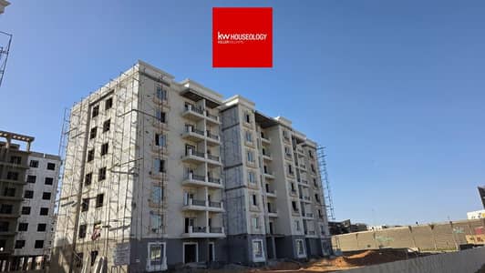 Ready to own a fully finished apartment in a prime location, with installments over 10 years, in a fully serviced compound opposite Swan Lake