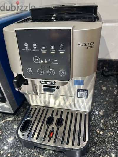  للبيع ماكينة قهوة De’Longhi Magnifica Start