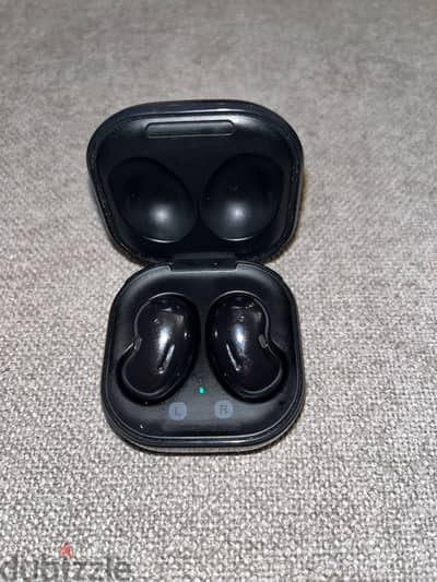 Galaxy buds live