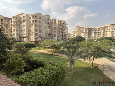 Apartment 255 is a gem by the open-air mall
