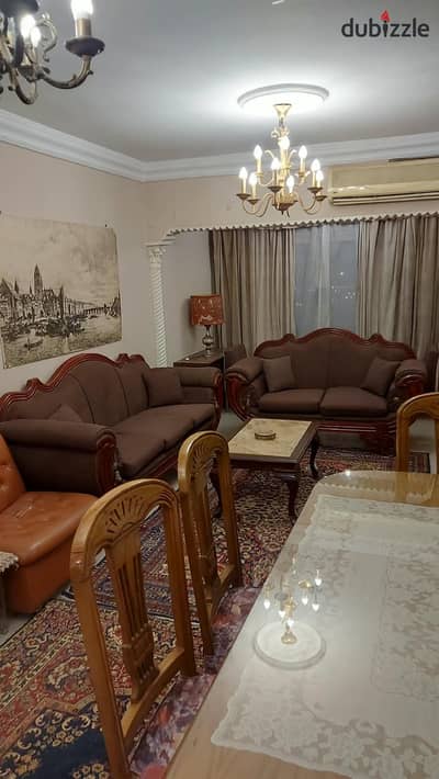شقة مفروشة للإيجار زهراء المعادي الشطر الثاني بجوار فودافون تتكون من اثنين غرفه نوم و ريسبشن وحمام ومطبخ مكيفه بالكامل واي فاي غاز طبيعي دور ثامن 2 اسانسير موقع متميز
