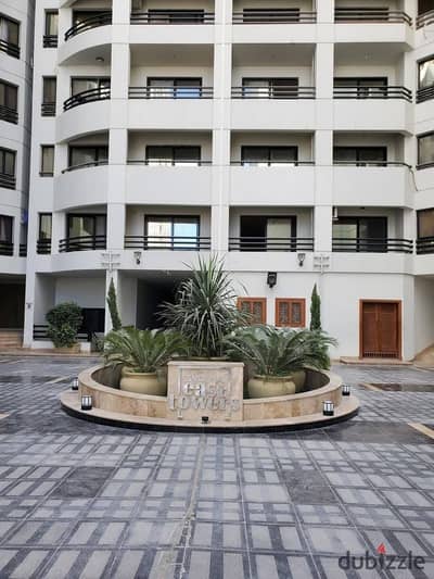  Immediate receipt + complete finishing + panoramic view in Smouha East Towers. Apartment 147 meters with a 50% down payment and the remaining installment over a year! 