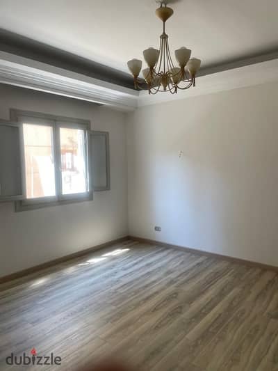 For sale apartment 185m² south of the academy - first floor - corner villa - 3 rooms - 8.3 million