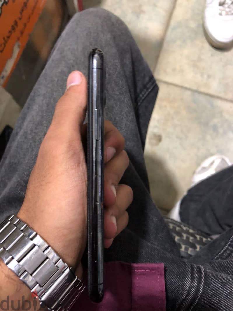 Apple - iPhone 11 Pro 1