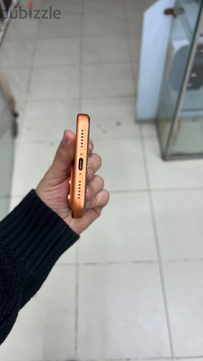 Apple - iPhone 17 Pro Max 4