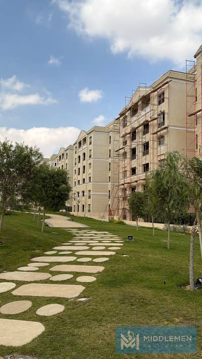 شقة 160م بجاردين 80م 3 غرف نوم استلام فوري بسعر مميز في كمبوند لافينير المستقبل سيتي -  Lavenir Mostakbal City
