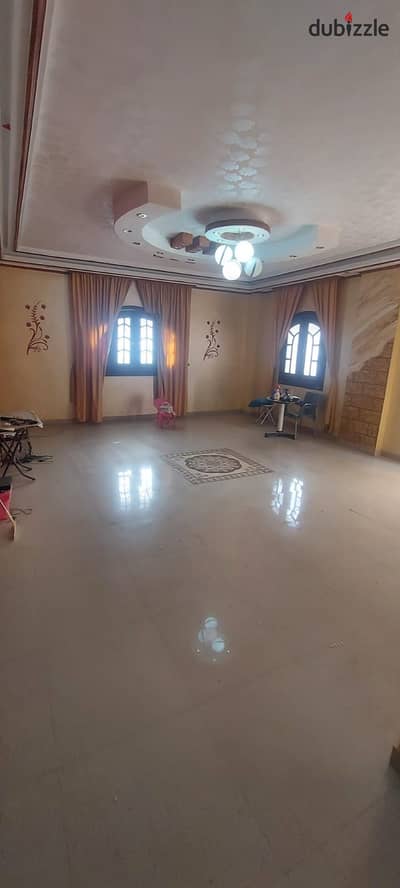 Apartment for sale 200m in Al Banasij 9 villas near Waterway
