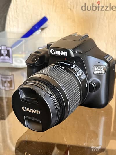 Canon 4000D (problem in lens) comes with charger