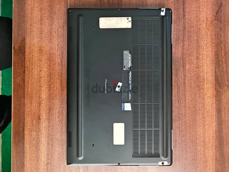 Dell Precision 7530  Workstation 7