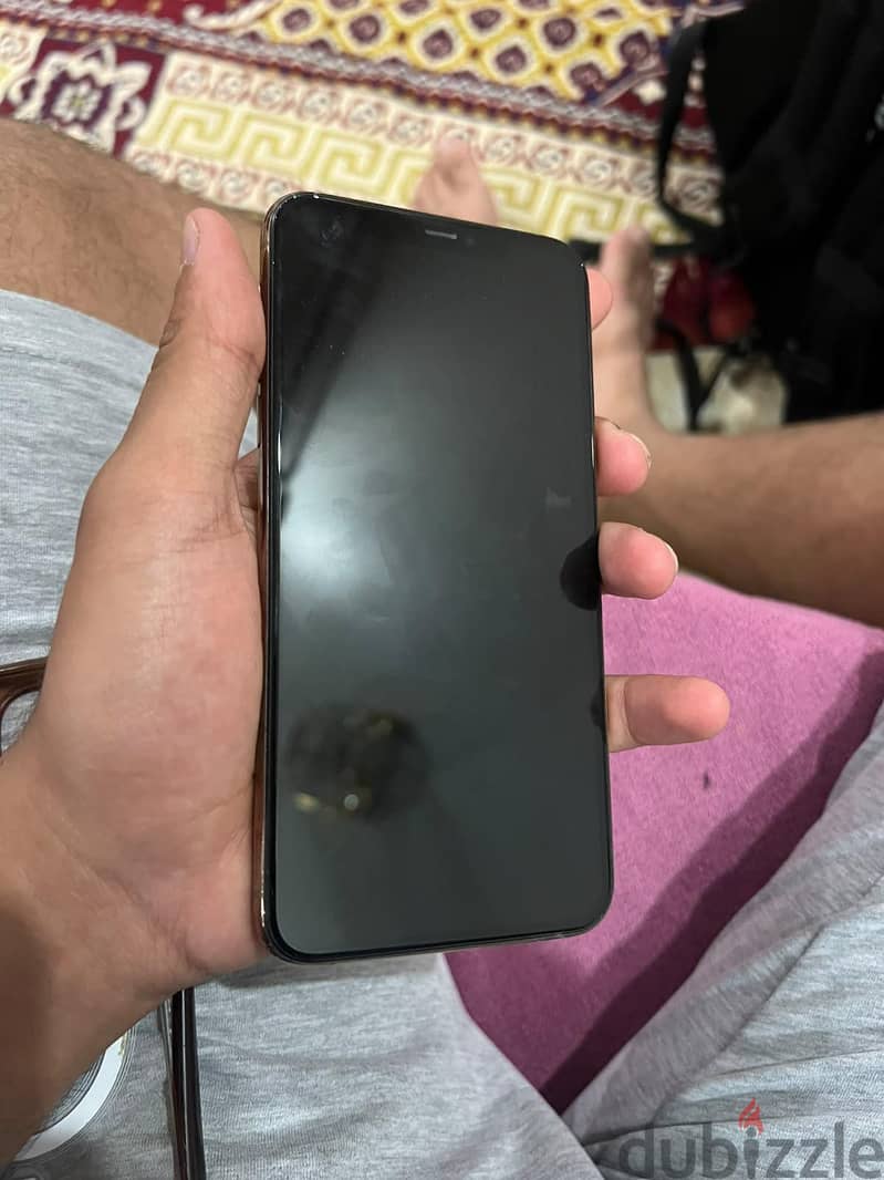 Apple - iPhone 11 Pro Max 1