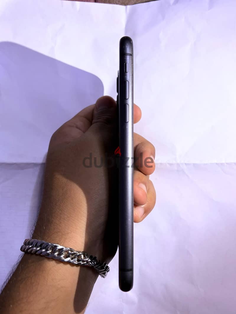 Apple - iPhone 11 1