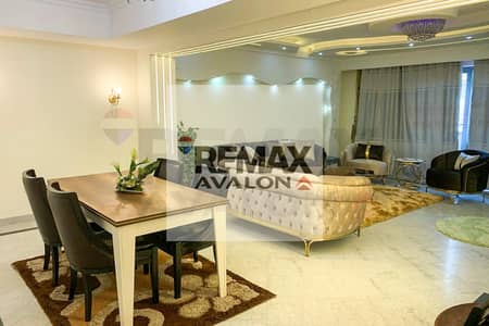 Apartment for Sale 275 m San Stefano (Four Seasons Towers)