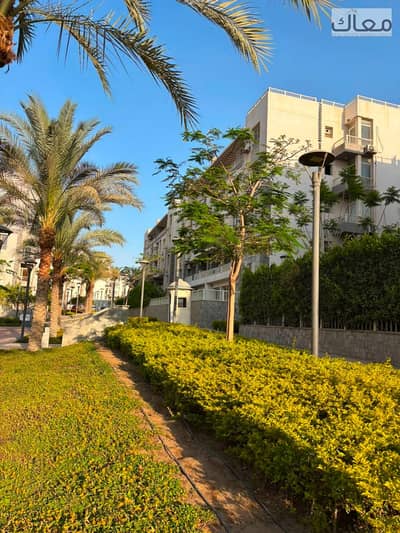 فرصة استثنائية شقة لقطة بحصة في الأرض أمام كمبوند سيليا بسعر مش هيتكرر