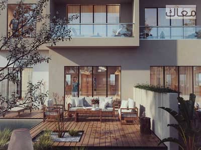 200 sqm duplex with a private garden, ground + first floor, at the price of a 2-bedroom apartment. Ready for viewing!