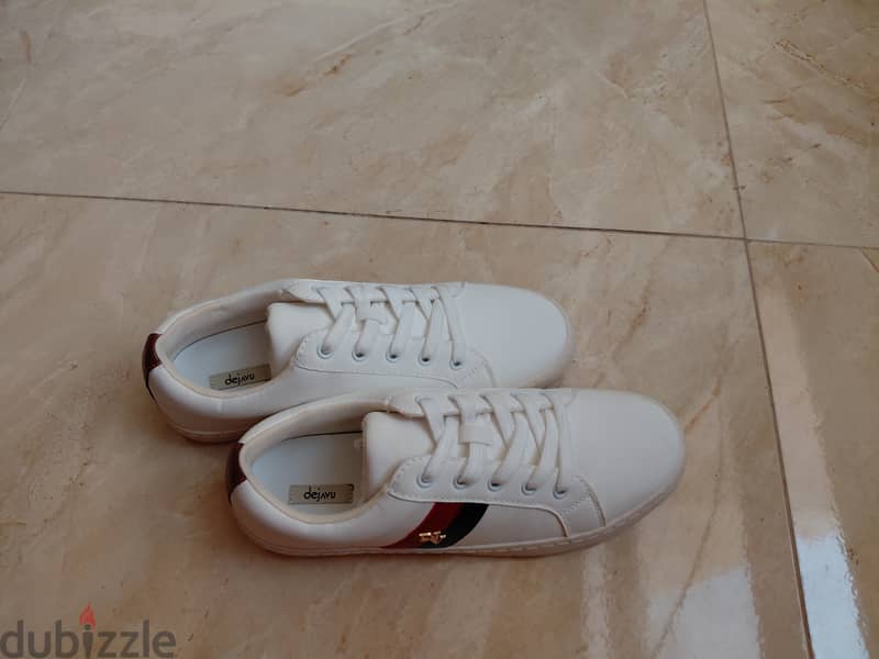 Dejav shose 1
