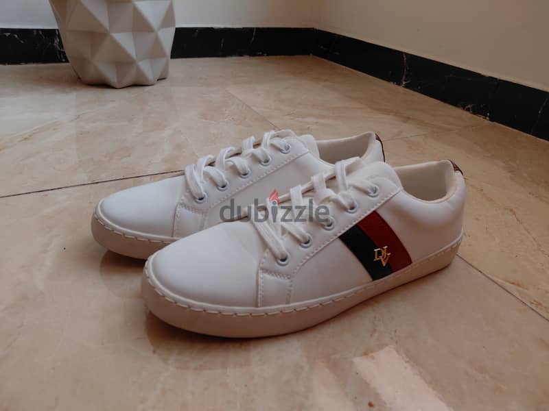 Dejav shose 3